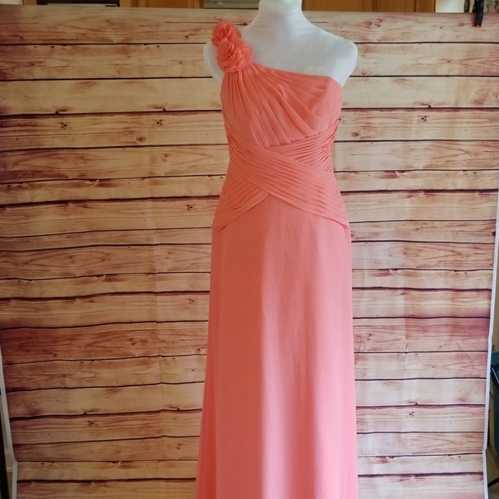 David's Bridal Prom Bridesmaid Dress Coral Size 4